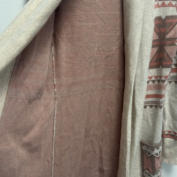 Yes Lola Cardigan - Picture 7 of 7